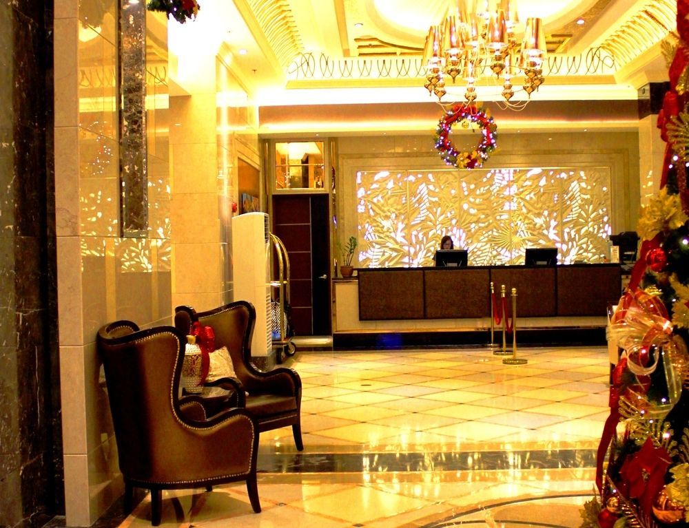 Central Park Tower Resort Angeles Exterior foto